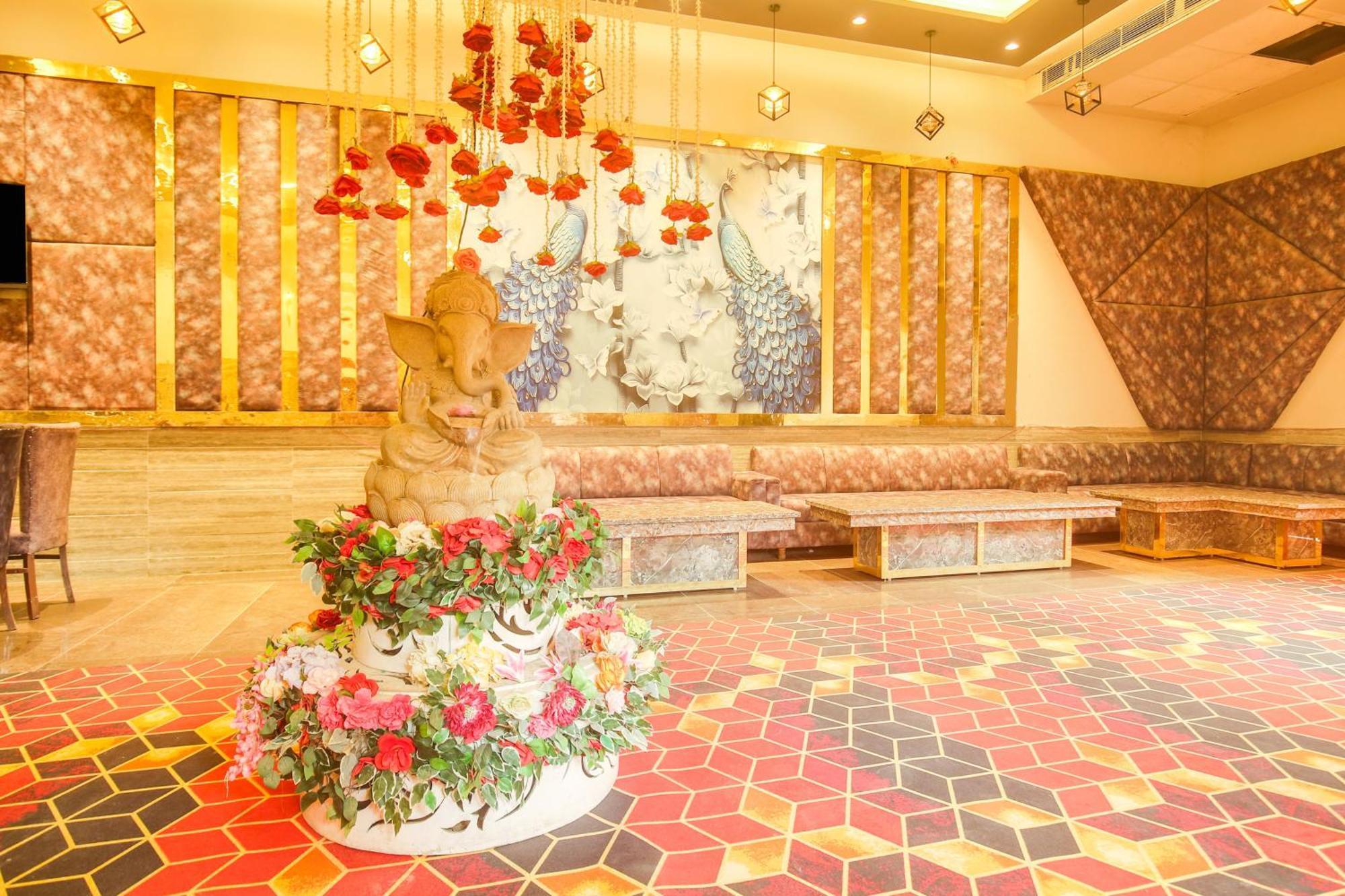 Hotel O Ravi & Banquet Lalewal Bagian luar foto